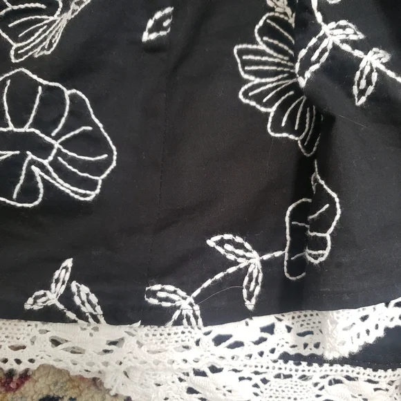 White House Black Market Strapless Cotton Embroidered Summer Dress Size 6 - Picture 7 of 14